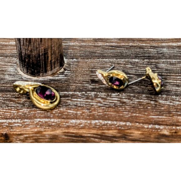 Eight Piece Purple Gold Tone Theme Lot of Mixed Jewelry - Picture 4 of 4